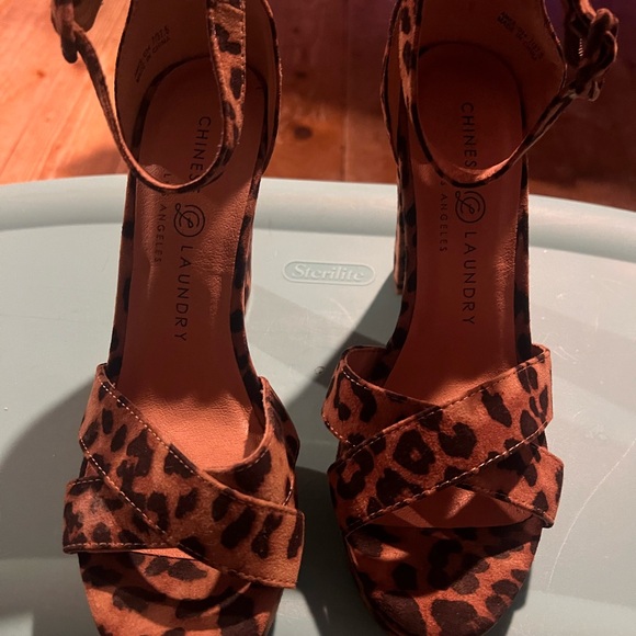 Chinese Laundry Brown and Black leopard print High Heeled Sandals Womens size 7 - Picture 1 of 6